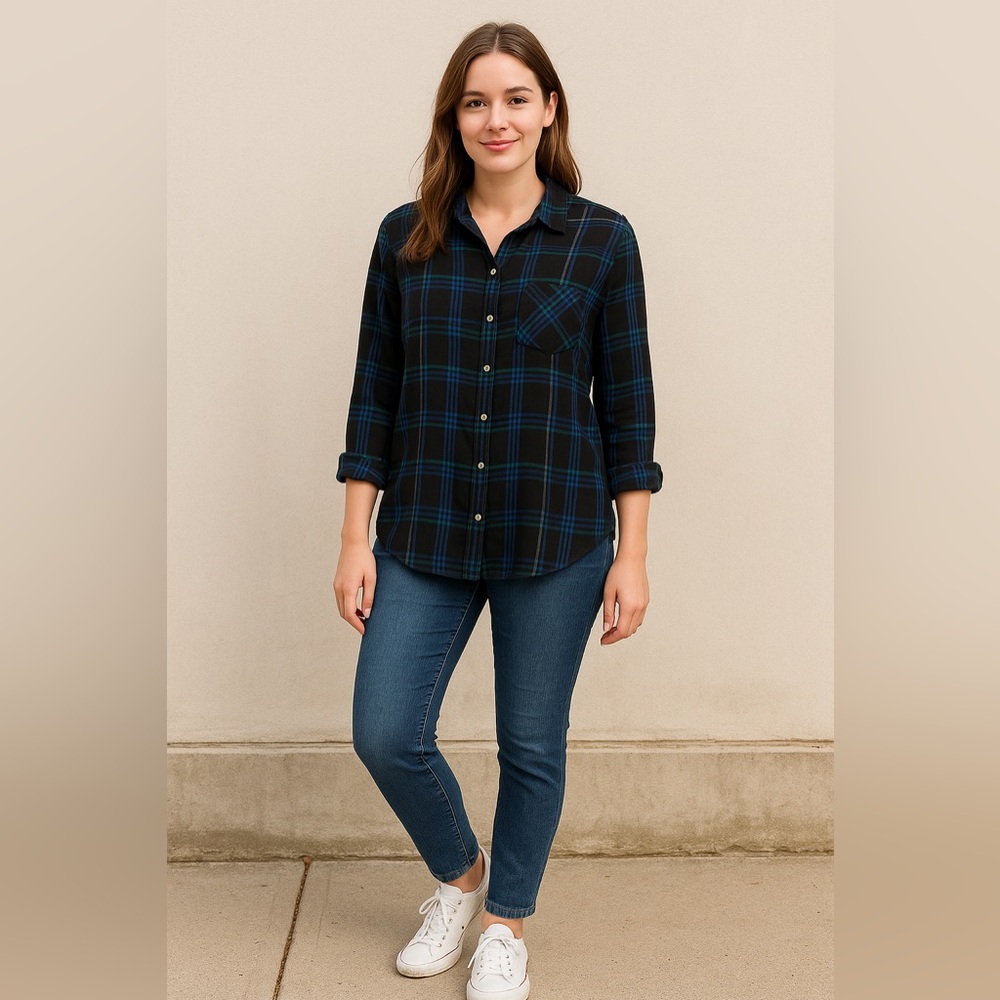 Talbots Women’s Blue Green Black Plaid Button Down Shirt Rayon Size L